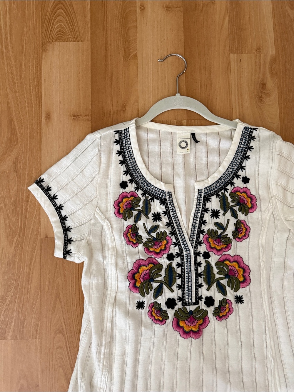 Anthropologie Floral Embroidery Blouse - Picture 6 of 16